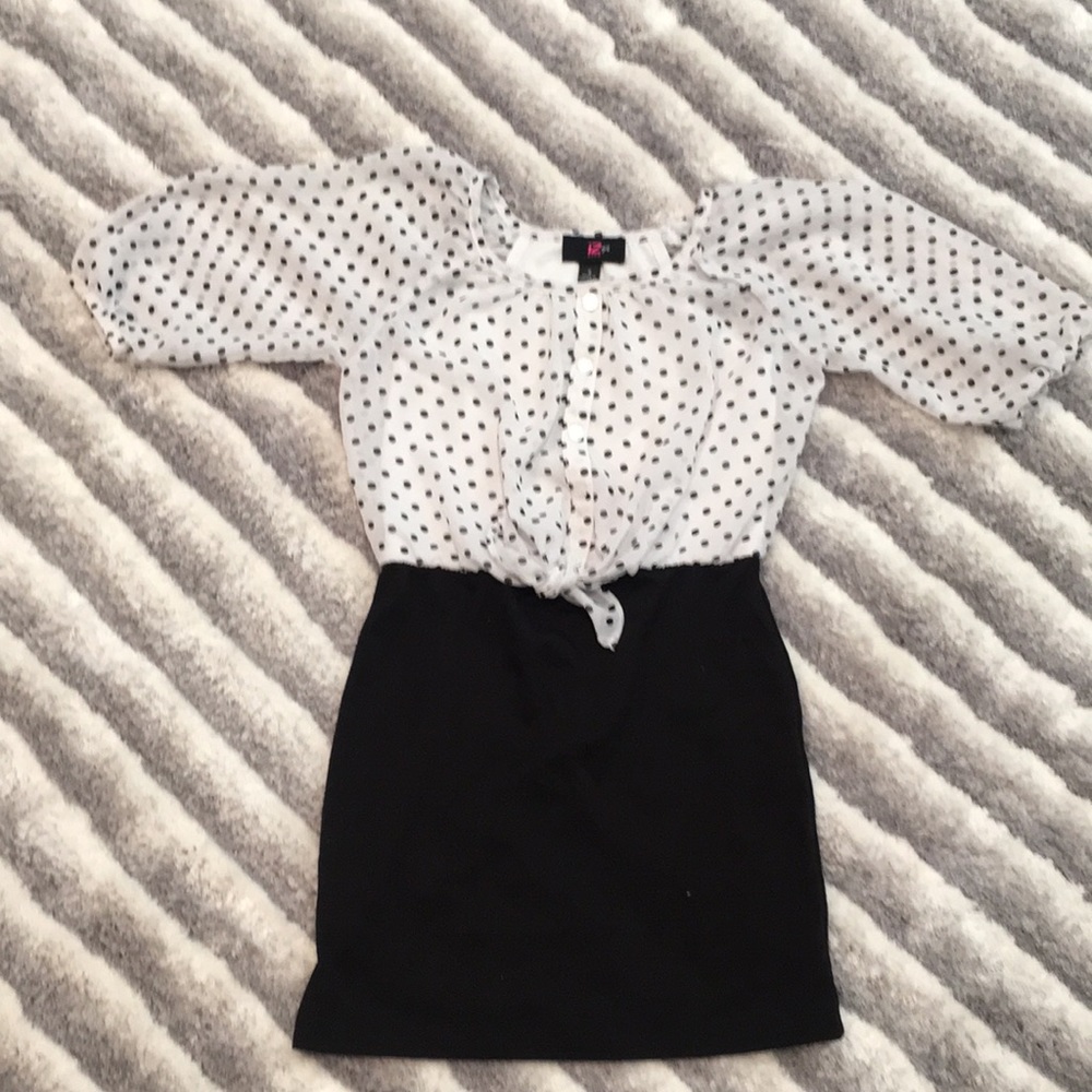 Girls dress